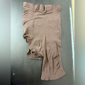 SKIMS Seamless Sculpt One Leg High Rise Solution Short Size 4x